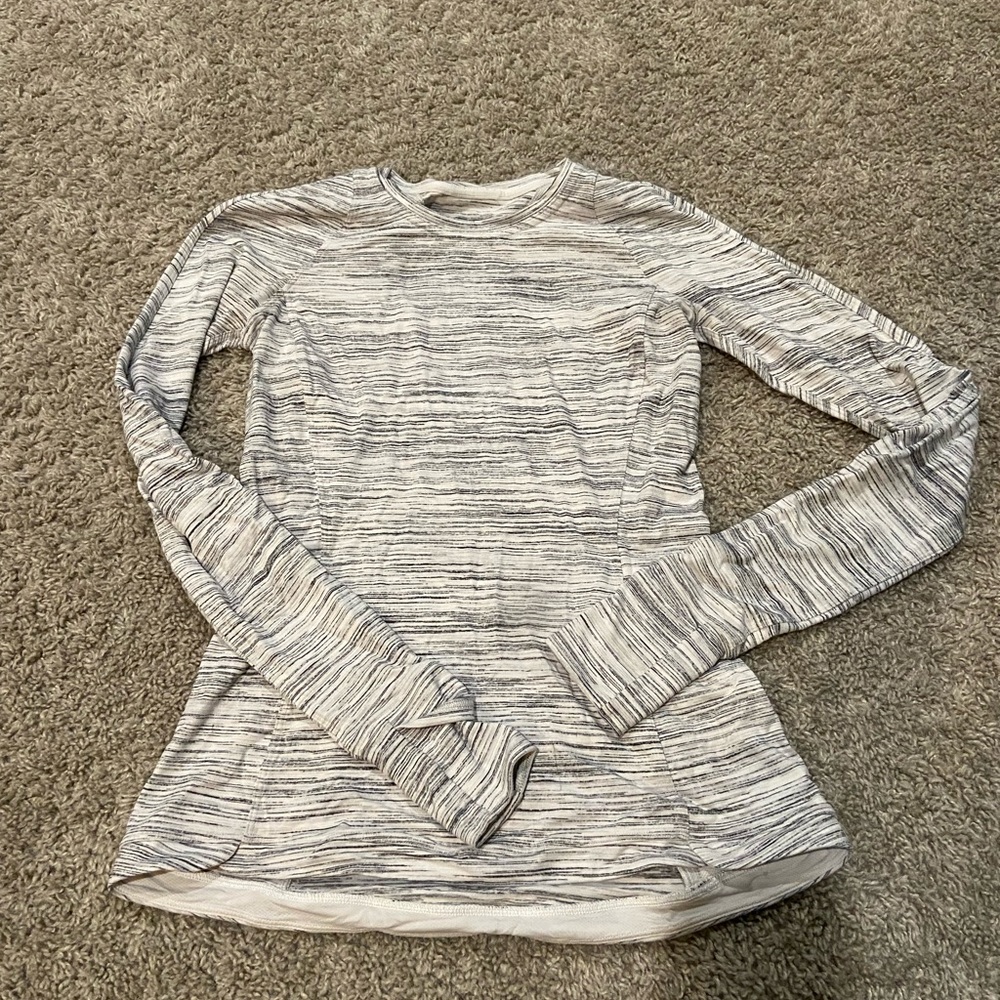 Lululemon Long Sleeve Size 6